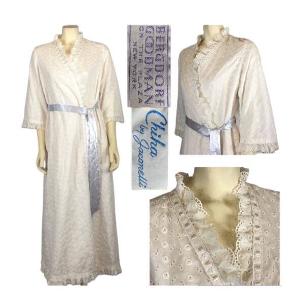 Vintage 1960s Chiha by Jaconelli Eyelet Cotton Robe for Bergdorf Goodman medium - Picture 2 of 13